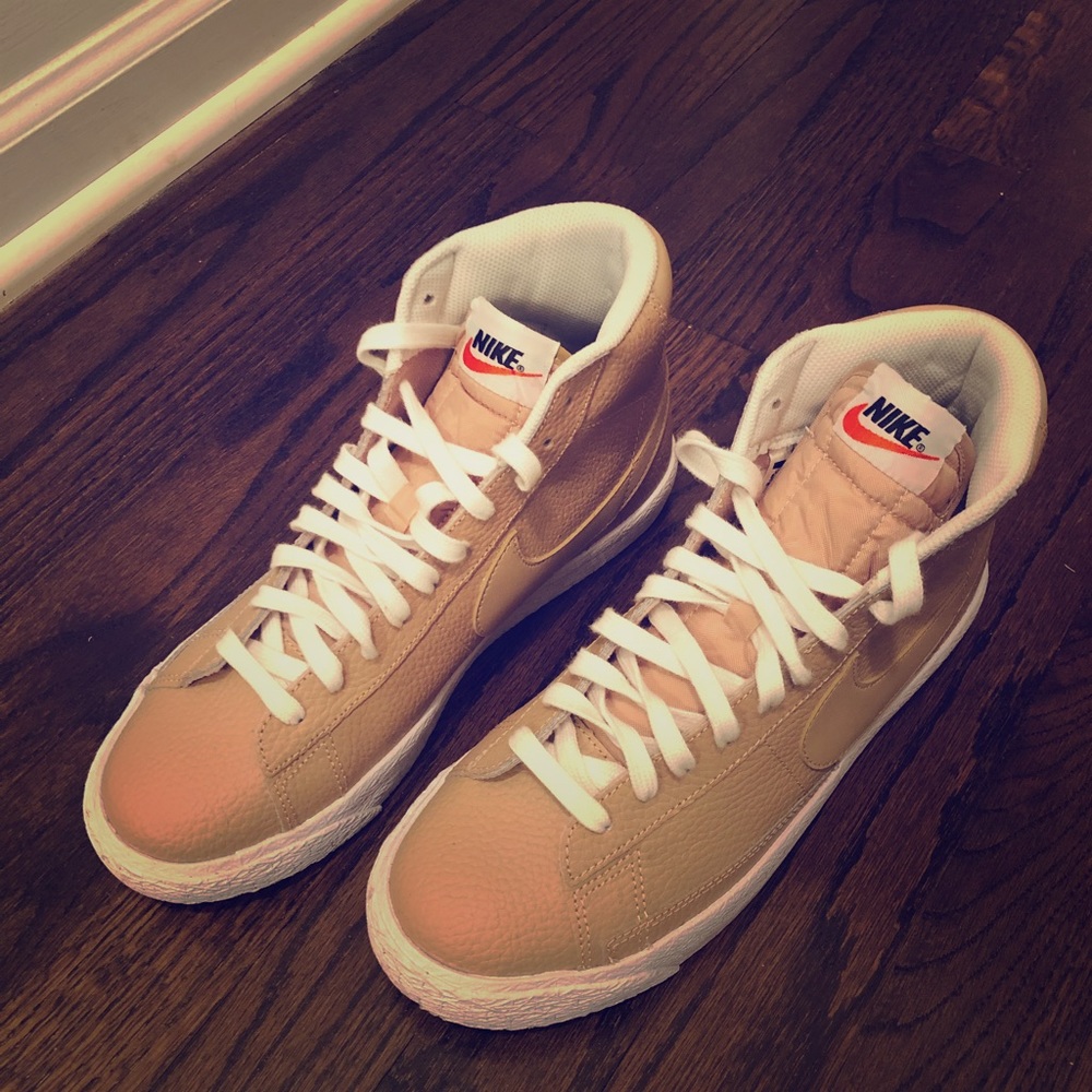 Nike Blazer Sneakers